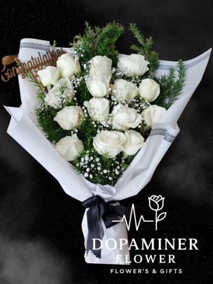 باقة ورد تخرج أبيض